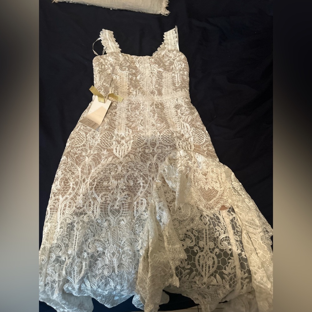 Bronx and banco white lacy dress